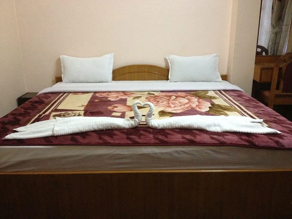 Greatwall International Hotel Kathmandu 3*,